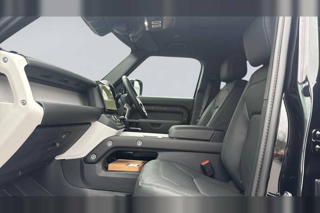 Land Rover Defender 110 3.0 D350 X-dynamic Hse 110 VX75PLF  #3