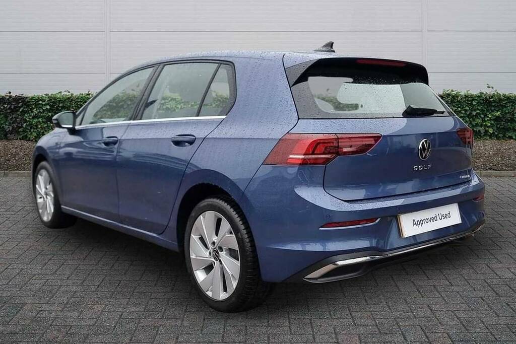 Volkswagen Golf 1.5 Tsi 204 Style Ehybrid Dsg FG75UFY Blue #3