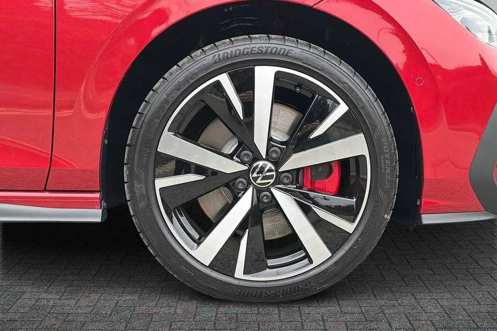 Volkswagen Golf 1.5 Tsi 272 Gte Ehybrid Dsg FH75UYM Red #5
