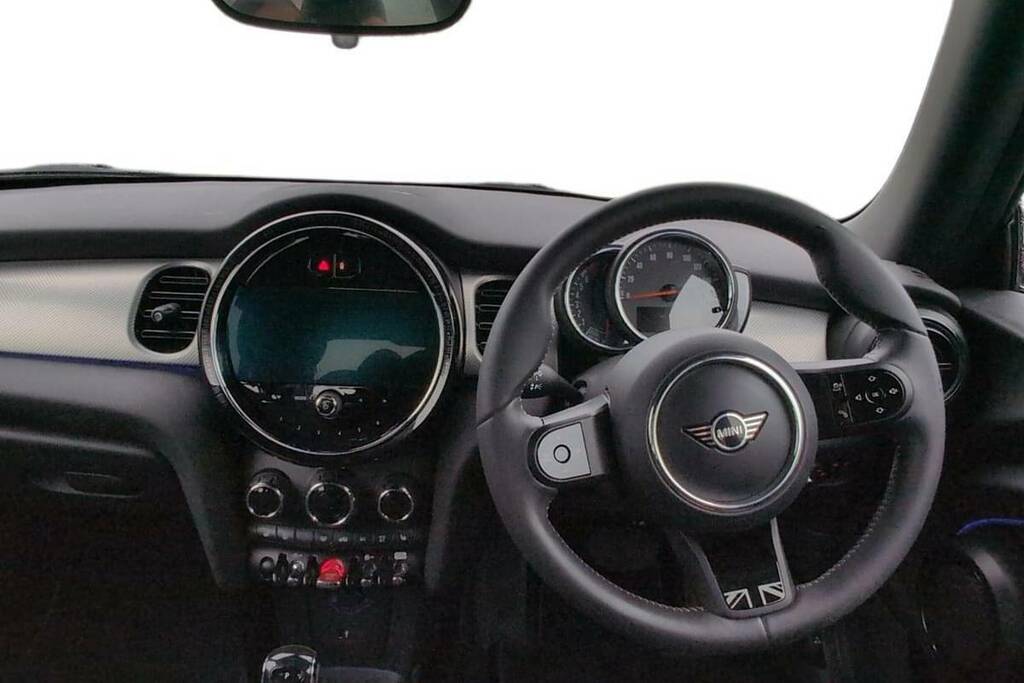 Mini Hatch 1.5 Cooper Exclusive FV72SZG Black #4