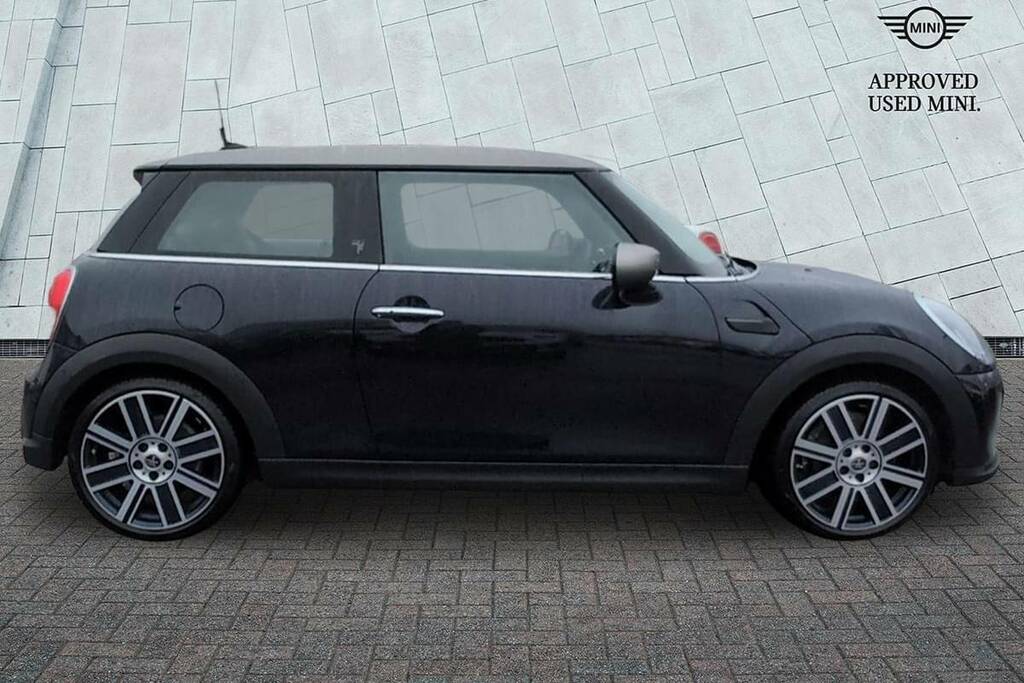 Mini Hatch 1.5 Cooper Exclusive FV72SZG Black #3