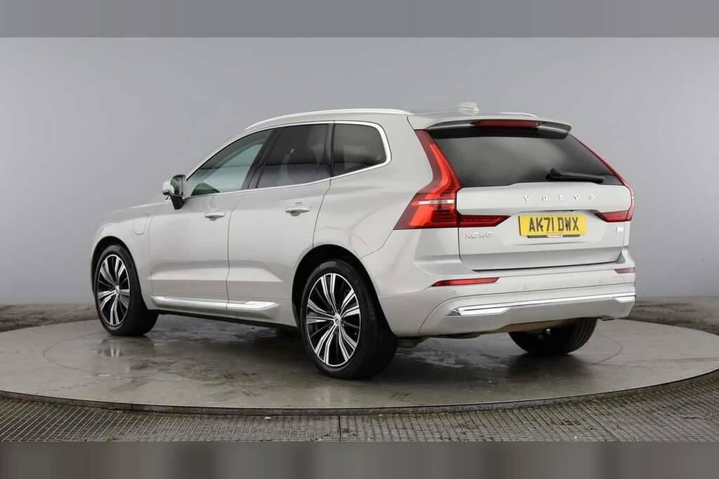Volvo XC60 2.0 T8 Recharge Phev Inscription Pro Awd AK71DWX Silver #2