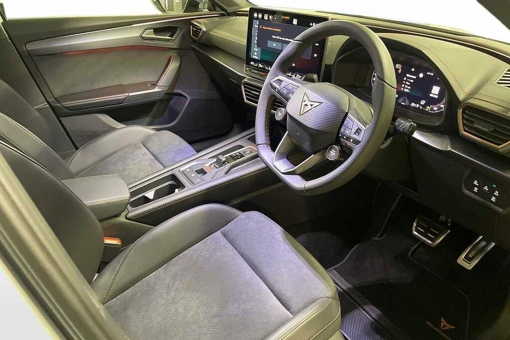 Cupra Leon 1.5 Etsi 150 V2 Dsg BJ75AWW White #6