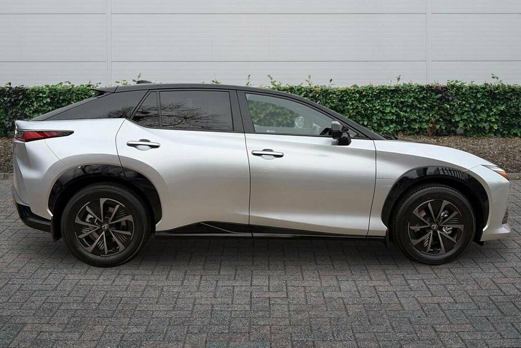 Lexus RZ 350E 165Kw Premium 77 Kwh Bitone #5