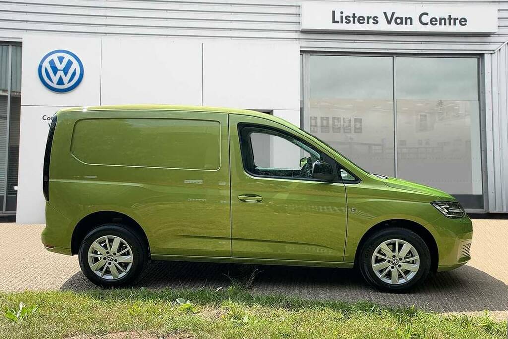 Volkswagen Caddy 2.0 Tdi 122Ps Commerce Pro Van Dsg BW25NWO Green #4