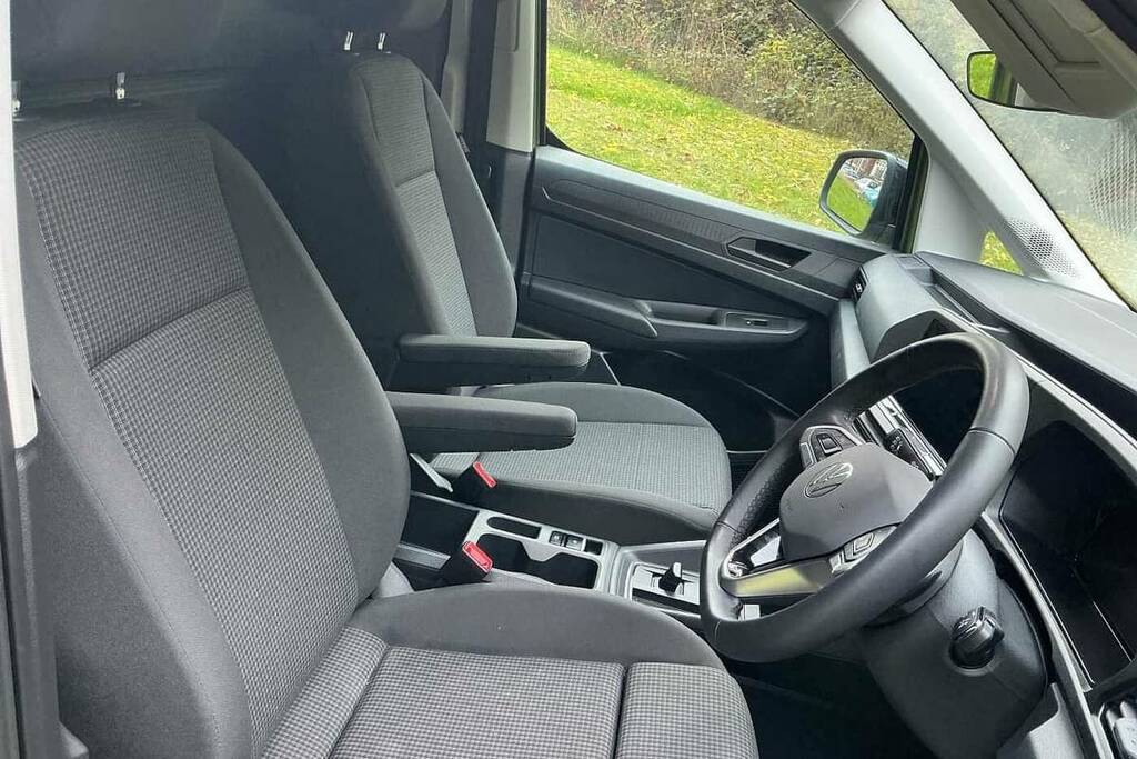 Volkswagen Caddy 2.0 Tdi 122Ps Commerce Pro Van Dsg BW25NWO Green #6