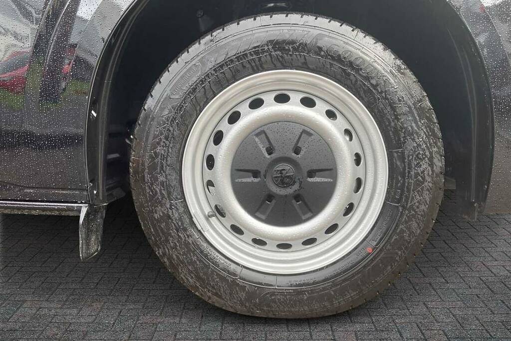 Volkswagen Transporter 2.0 Tdi 110 Commerce Pro Kombi Van VN75WZO Black #5