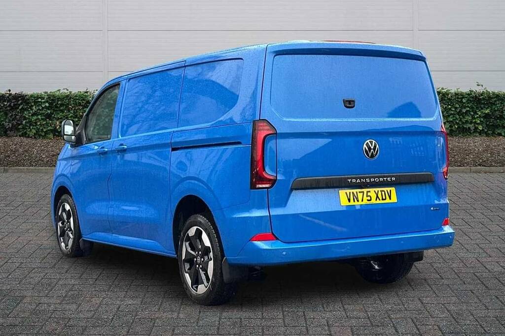 Volkswagen Transporter 2.0 Tdi 150 Commerce Pro Van 4Motion VN75XDV Blue #3
