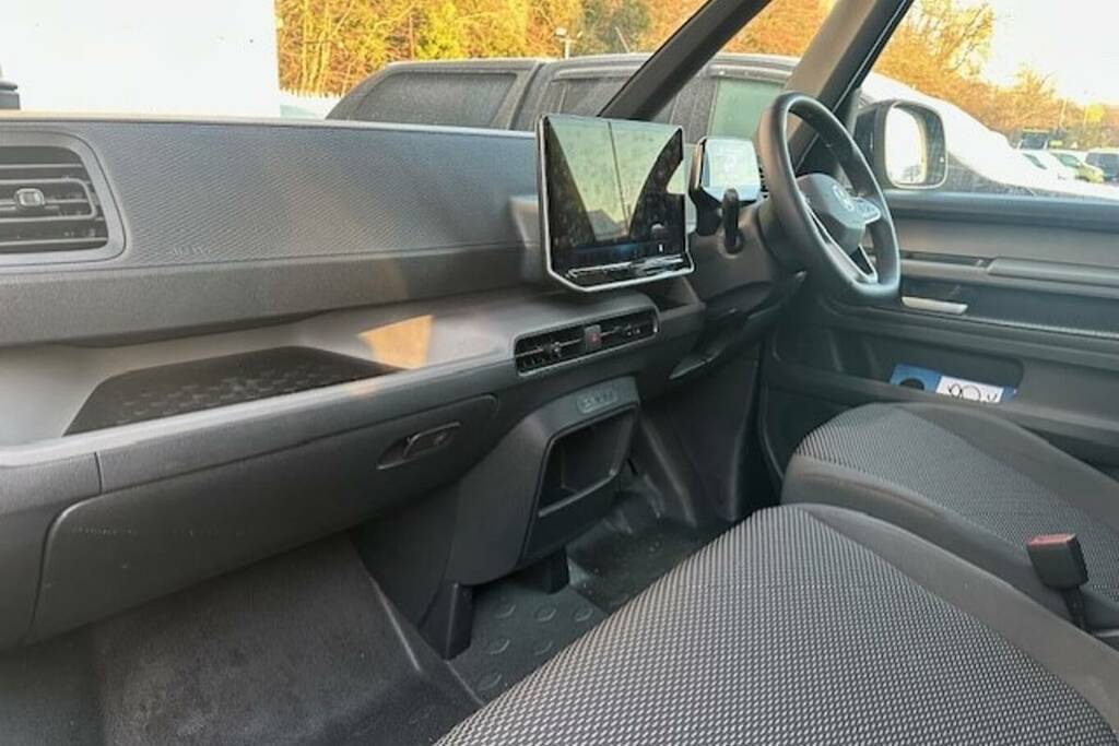 Volkswagen ID.Buzz 250Kw Commerce Plus 79Kwh 4Motion BL25JKZ Green #2