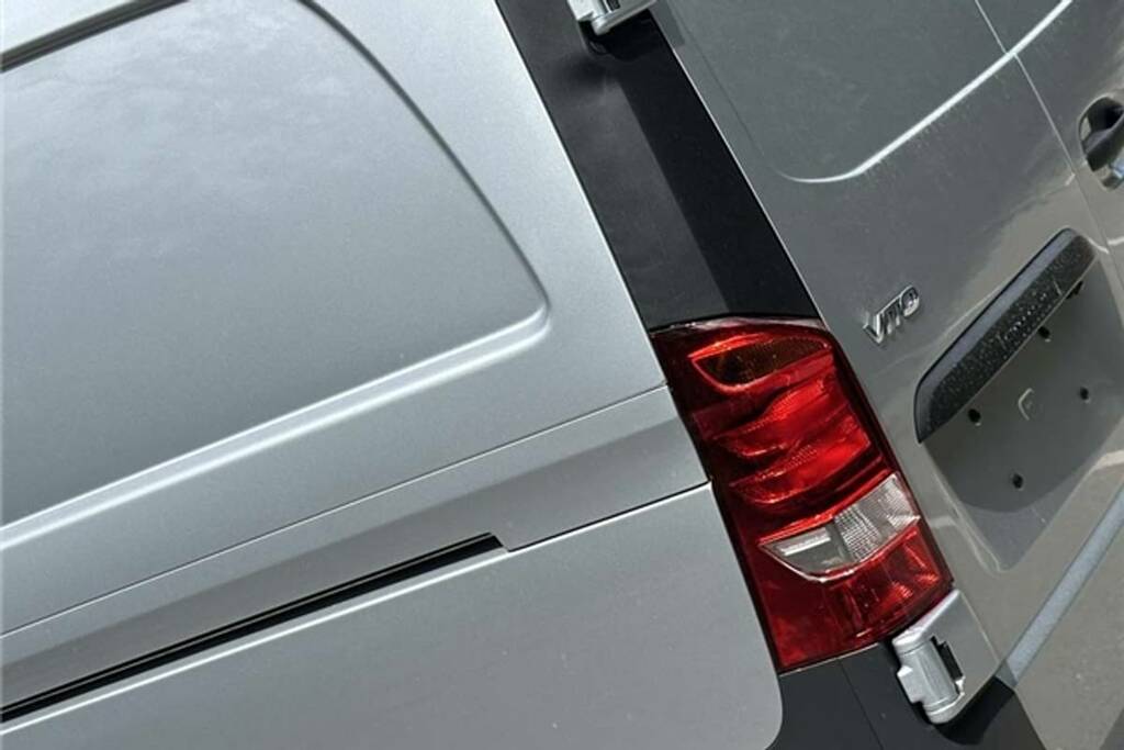 Mercedes-Benz Vito 114Cdi Pro Van Silver #5