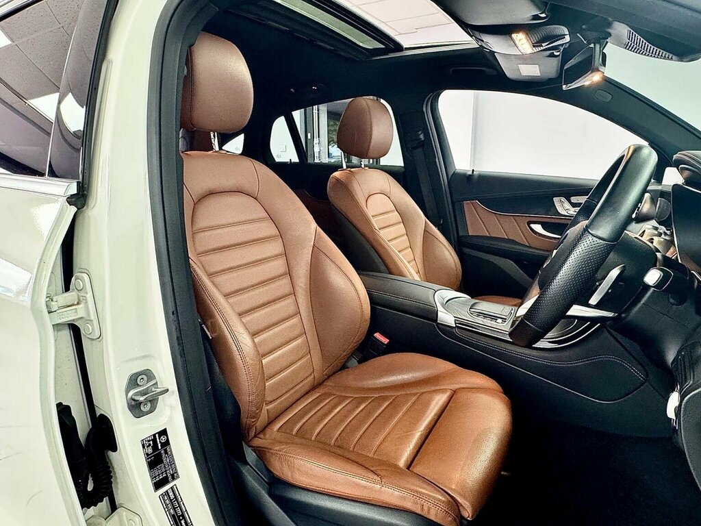 Mercedes-Benz GLC Class Suv 2.0 Glc300d Amg Line Premium Plus Coupe G-tr White #4