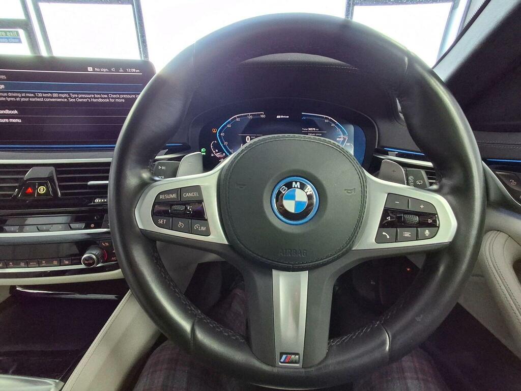BMW 5 Series Estate 2.0 530E 12Kwh M Sport Touring Steptronic X BU24KRN White #6