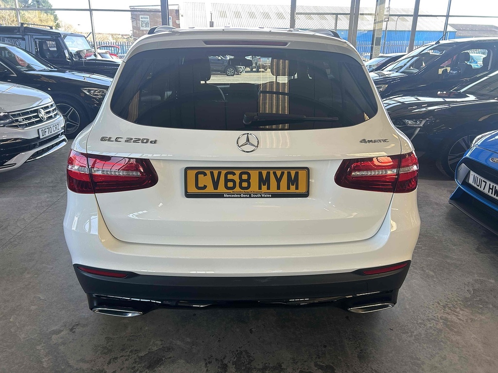 Mercedes-Benz GLC Class 2.1 Glc220d Urban Edition Suv G-tronic CV68MYM White #6