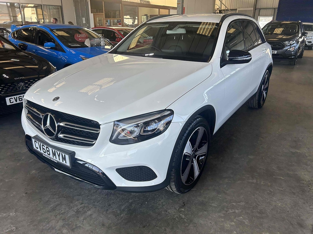 Mercedes-Benz GLC Class 2.1 Glc220d Urban Edition Suv G-tronic CV68MYM White #2