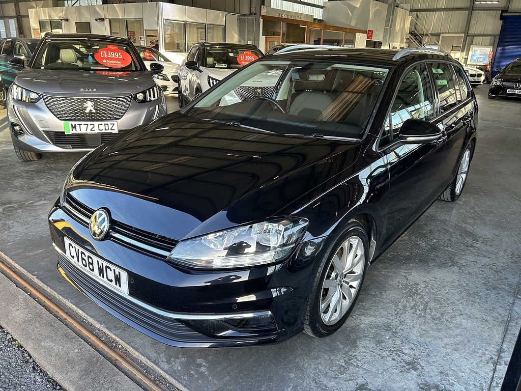 Volkswagen Golf 1.5 Tsi Evo Gt Estate Euro 6 S CV68WCW Black #2