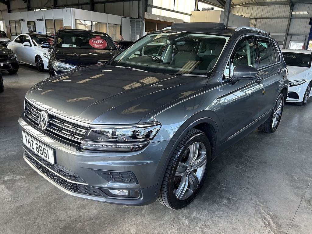 Volkswagen Tiguan 2.0 Tdi Sel Suv Dsg 4Motion Euro 6 Ss YHZ8861 Grey #2