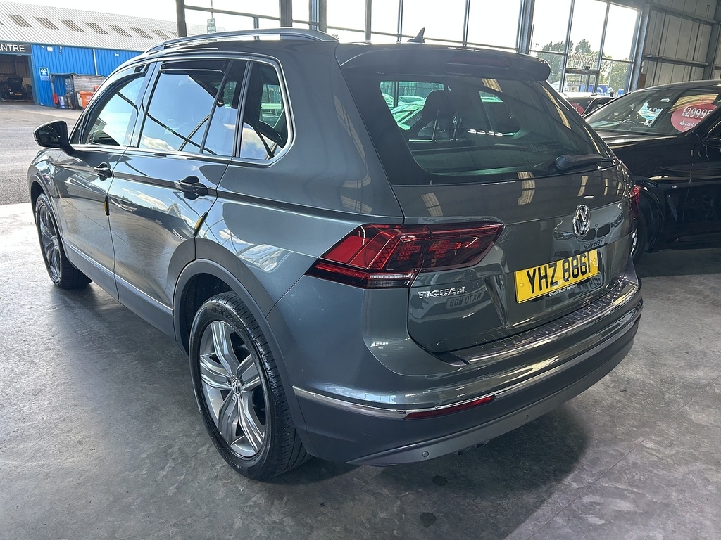 Volkswagen Tiguan 2.0 Tdi Sel Suv Dsg 4Motion Euro 6 Ss YHZ8861 Grey #5