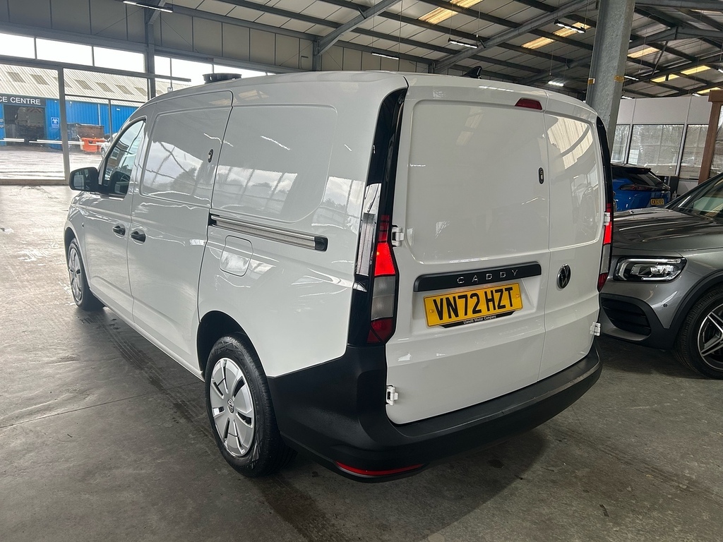 Volkswagen Caddy Maxi 2.0 Tdi C20 Commerce Panel Van 6Dr L VN72HZT White #5