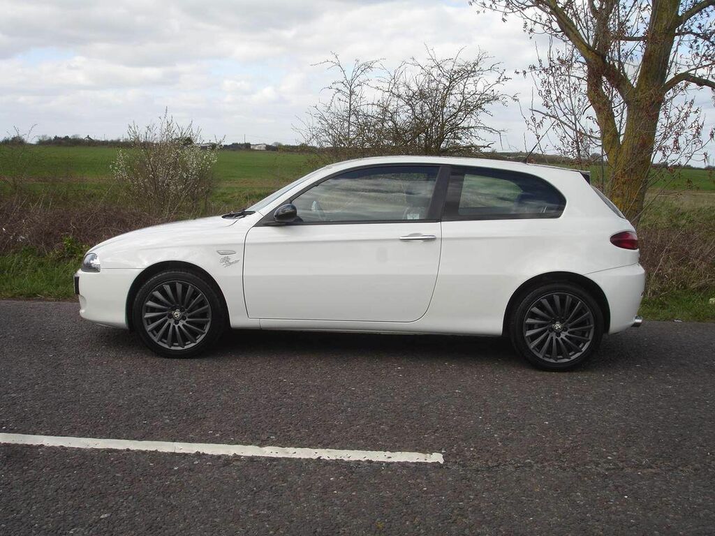 Alfa Romeo 147 1.6 T.spark Collezione White #5