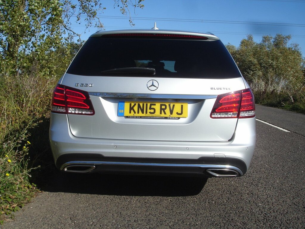 Mercedes-Benz E Class E220 Bluetec Amg Line Premium KN15RVJ Silver #5