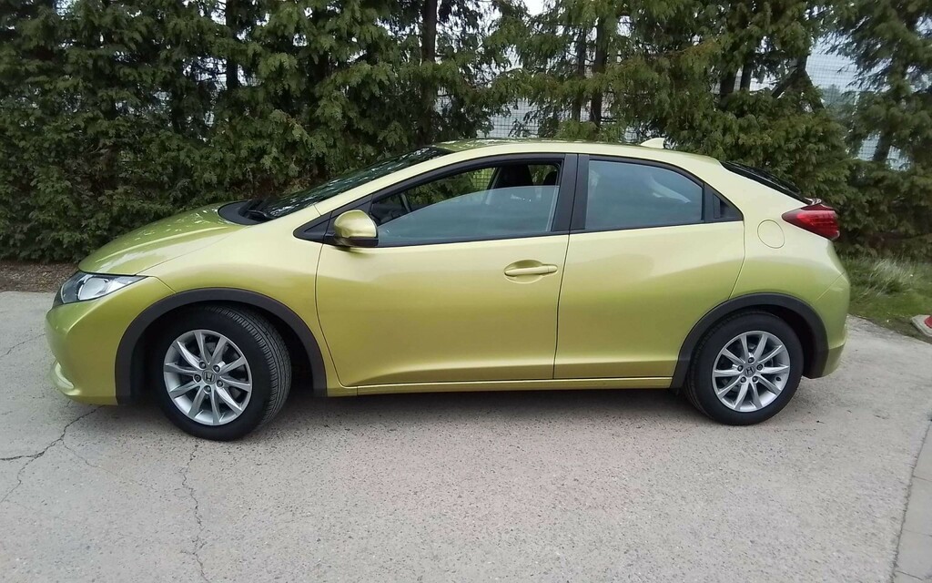 Honda Civic 1.8 I-vtec Es RO12ZJY Yellow #4