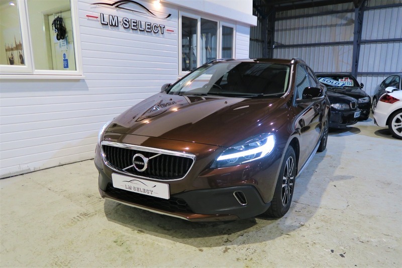 Volvo V40 Cross Country D2 Cross Country Nav Brown #4