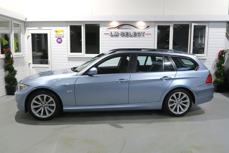 BMW 3 Series 320D Se Touring 177 Blue