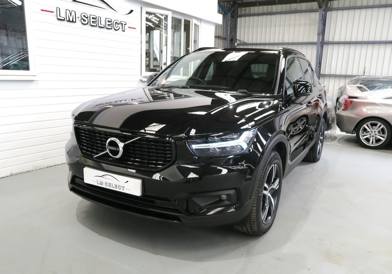 Volvo XC40 B4 R-design 195 KP70JJV Black #3