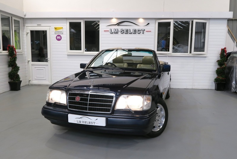 Mercedes-Benz E Class E 220 Cabriolet 150 Blue #3