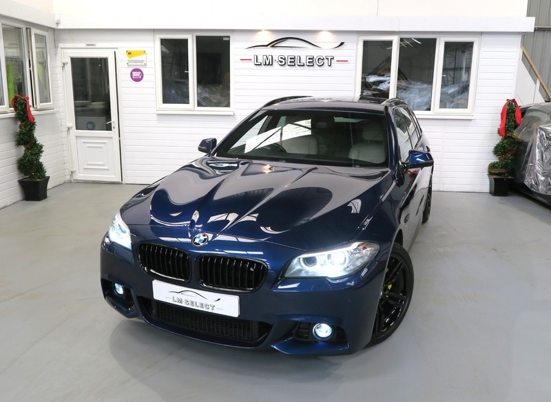BMW 5 Series 520D M Sport Touring PY65LFU Blue #3