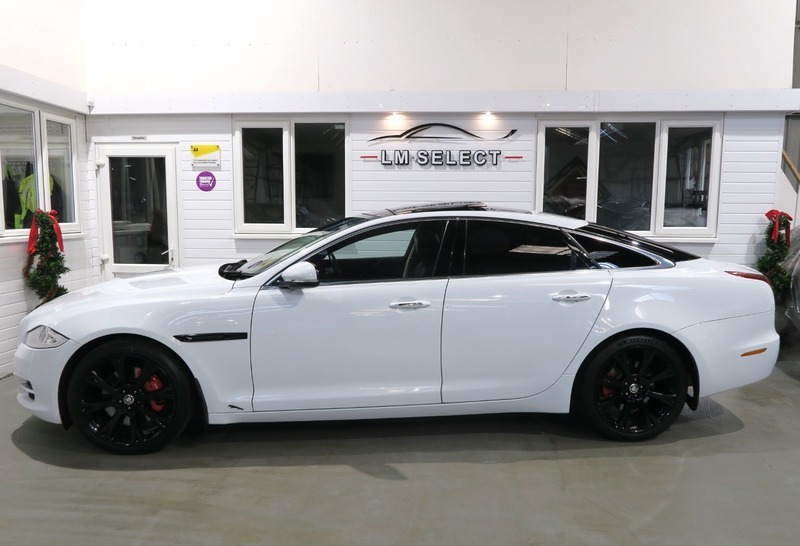Jaguar XJ D V6 Portfolio 275 White