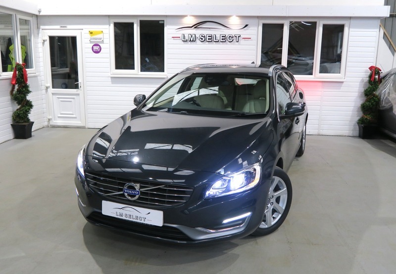Volvo V60 D5 Se Lux Nav Grey #3