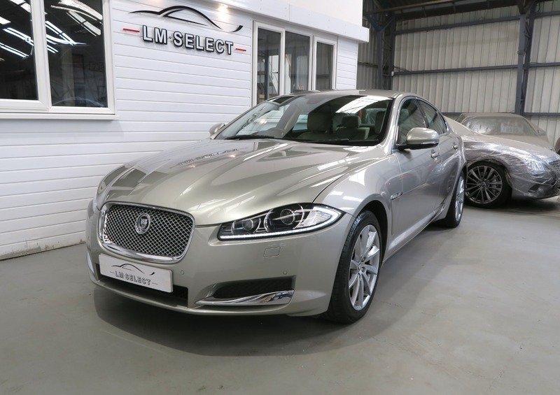 Jaguar XF D V6 Premium Luxury Gold #4