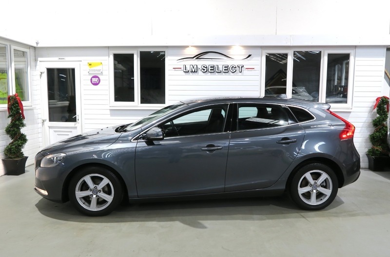 Volvo V40 D2 Se Nav 115 Grey