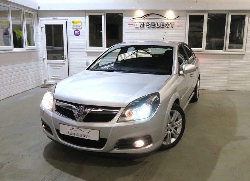 Vauxhall Vectra Elite Cdti V6 185 Silver #3