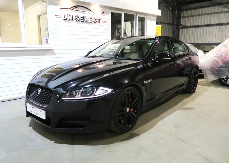 Jaguar XF V6 S Portfolio 275 GF12YFR Black #5