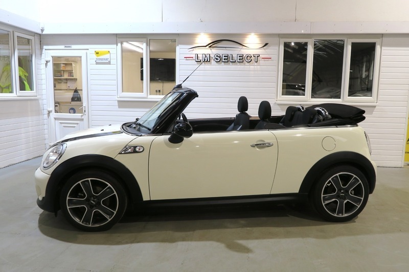 Mini Hatch Sd 143 White