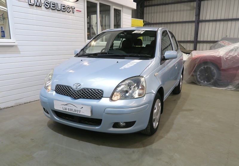 Toyota Yaris Vvti Blue 67 Blue #3