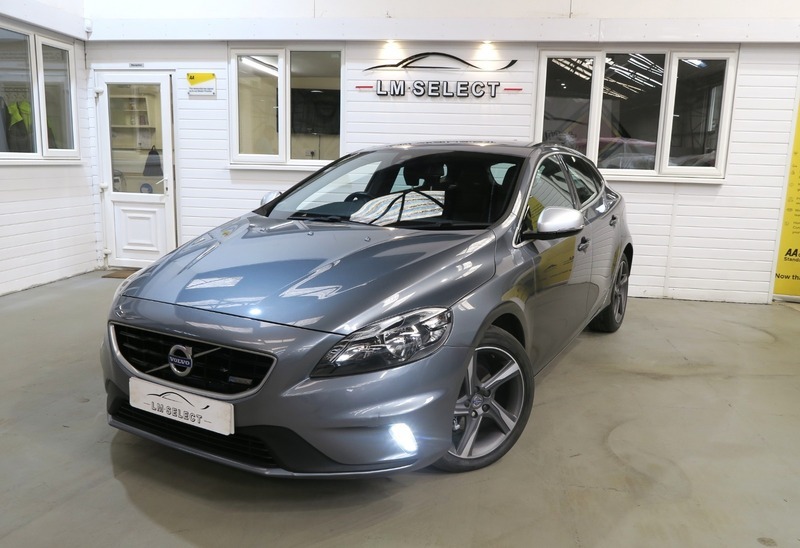 Volvo V40 D2 R-design 115 Grey #2