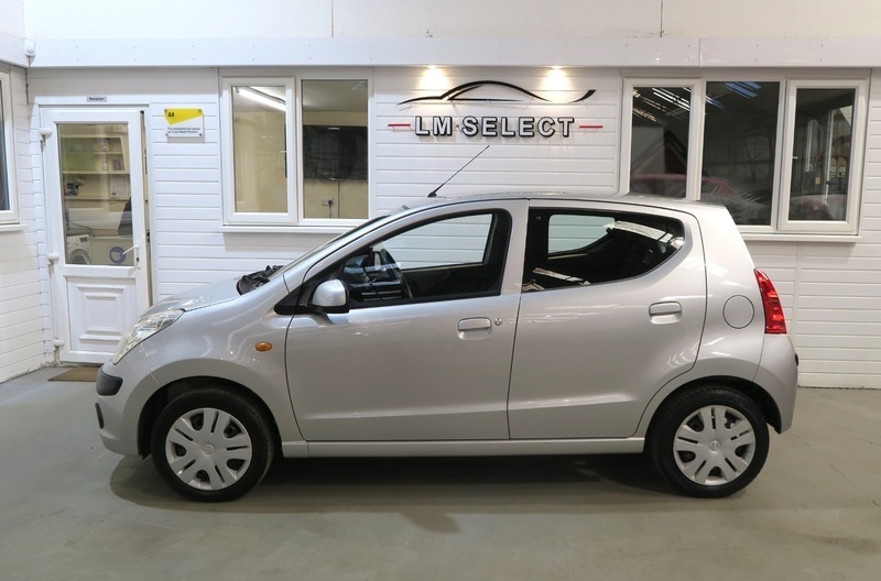 Nissan Pixo N-tec 69 Silver