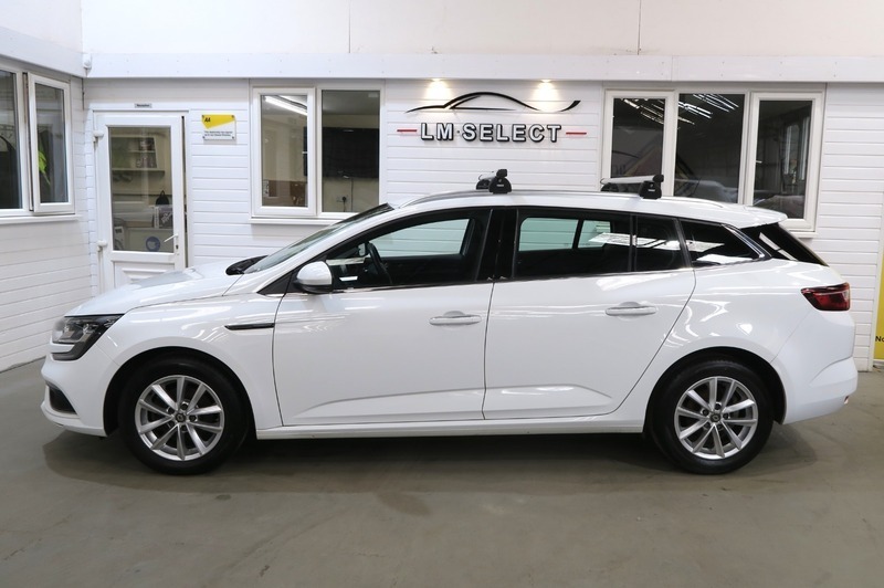 Renault Megane Play Dci 115 White