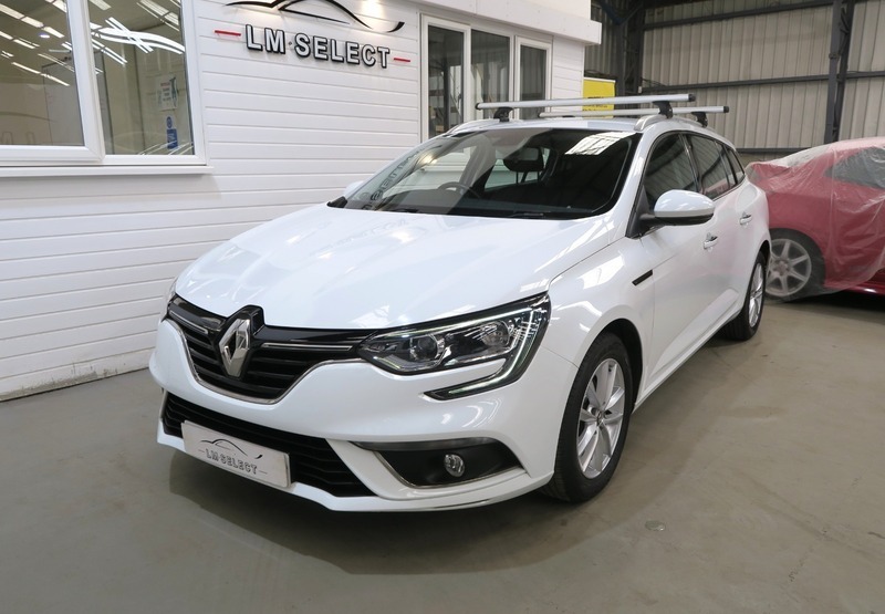 Renault Megane Play Dci 115 White #5