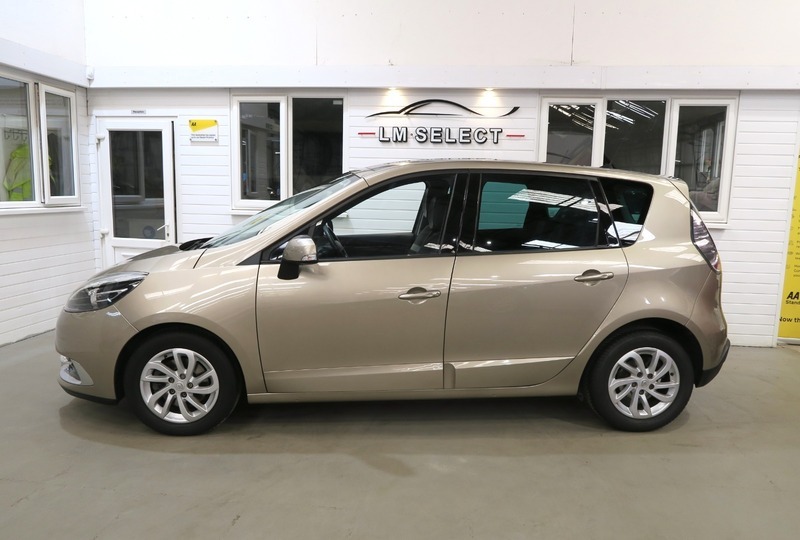 Renault Scenic Dynamique Tomtom Dci Edc Beige