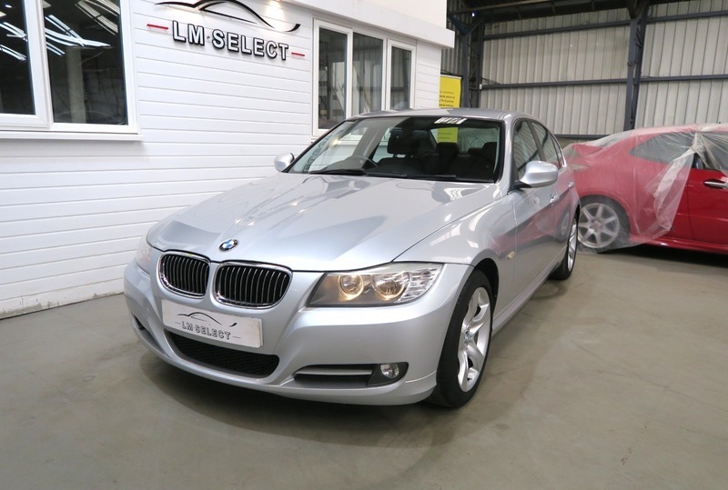 BMW 3 Series 320D Exclusive Edition 184 Silver #4