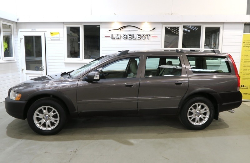 Volvo XC70 Xc70 D5 Awd Se Gold
