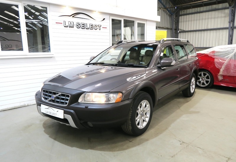 Volvo XC70 Xc70 D5 Awd Se SH56EKX Gold #2