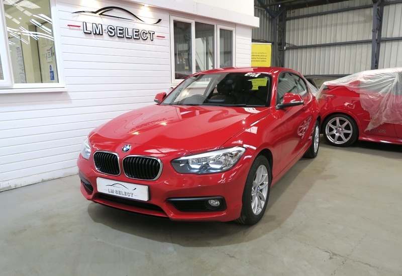 BMW 1 Series 118I Se 135 Red #2