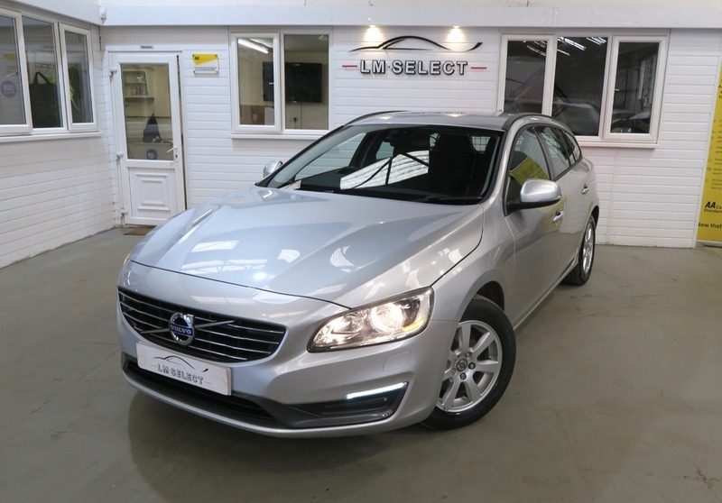 Volvo V60 D2 Business Edition 115 Silver #3