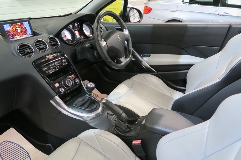 Peugeot 308 CC Convertible 1.6 Thp White #22