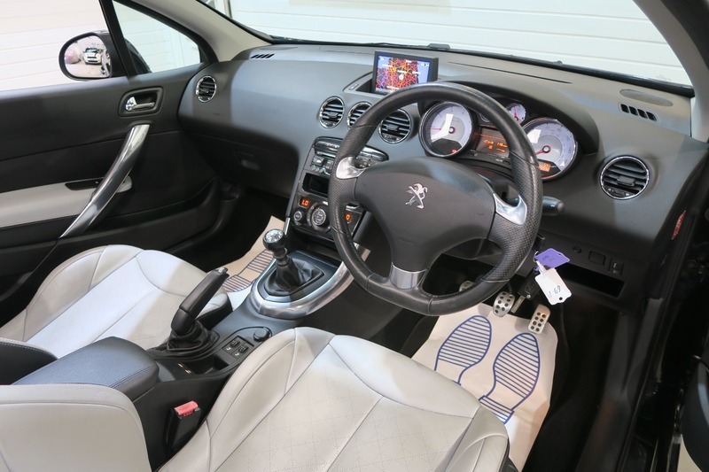 Peugeot 308 CC Convertible 1.6 Thp White #18